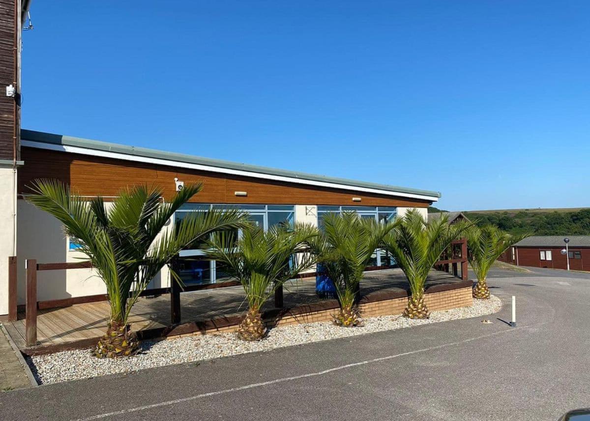 Shear Barn Holiday Park Hastings Exterior photo